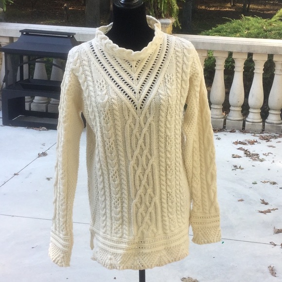 Sold Irish store merino wool pullover detailed collar - Picture 2 of 13